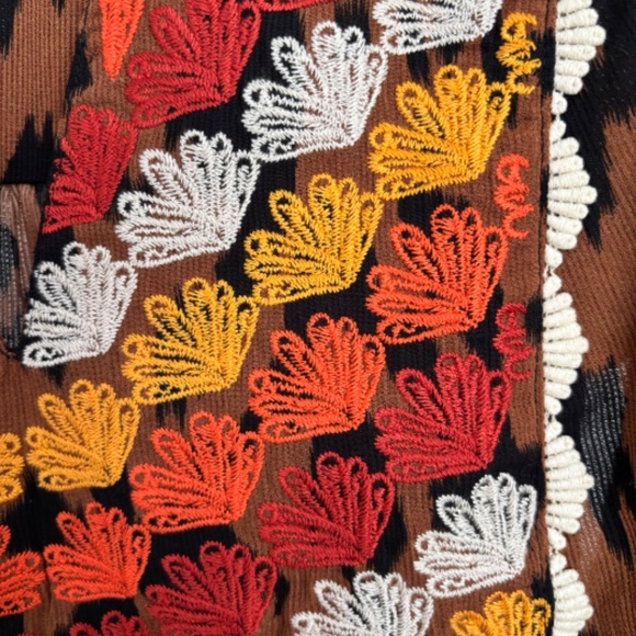 THML Women's Size S Leopard Print Babydoll Top with Embroidered Detail - Picture 3 of 5